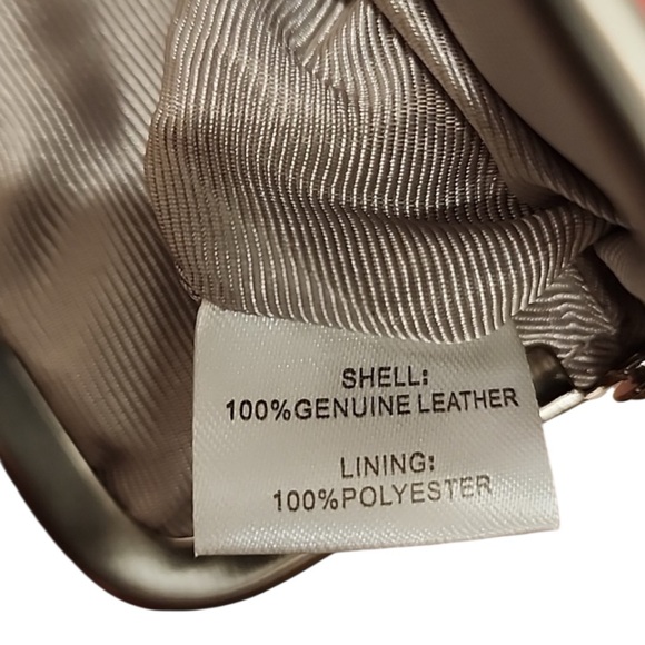 **SOLD DO NOT BUY**HOBO Alice Kiss Lock Wallet Soft Textured Leather Vintage - Picture 8 of 9